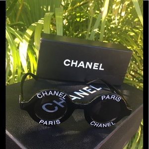 CHANEL PARIS SUNGLASSES 🕶